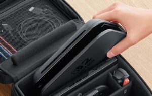Nintendo Switch 2 مورد حمل بیشتر شبیه یک مینی کیف است